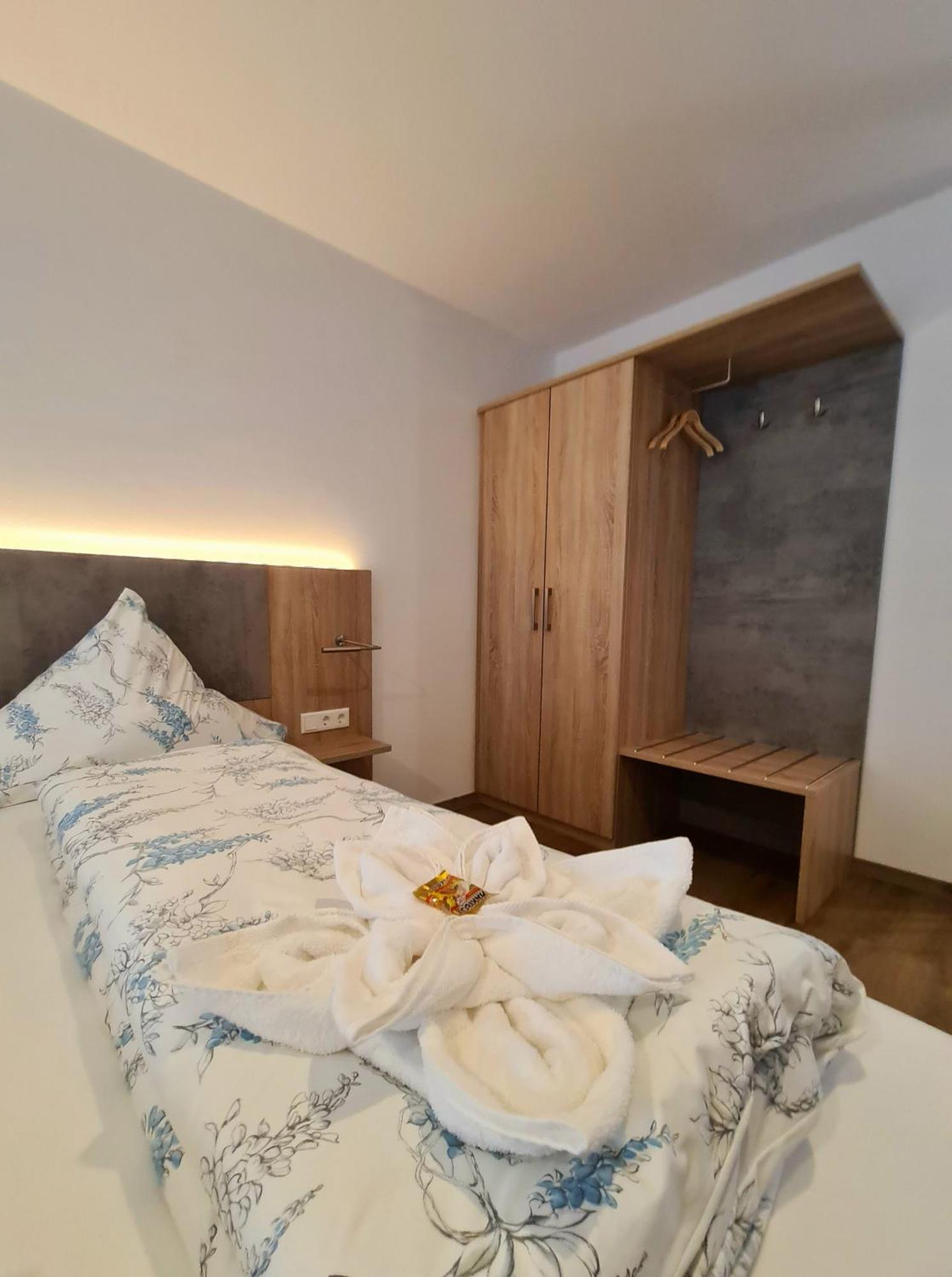 Hotel Pension Nordzeit Norddeich  Eksteriør billede